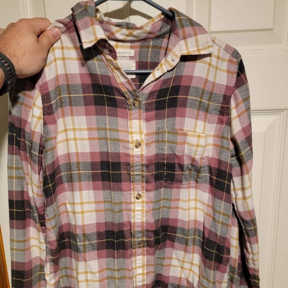 Multi-Colored American Eagle Flannel (XS)